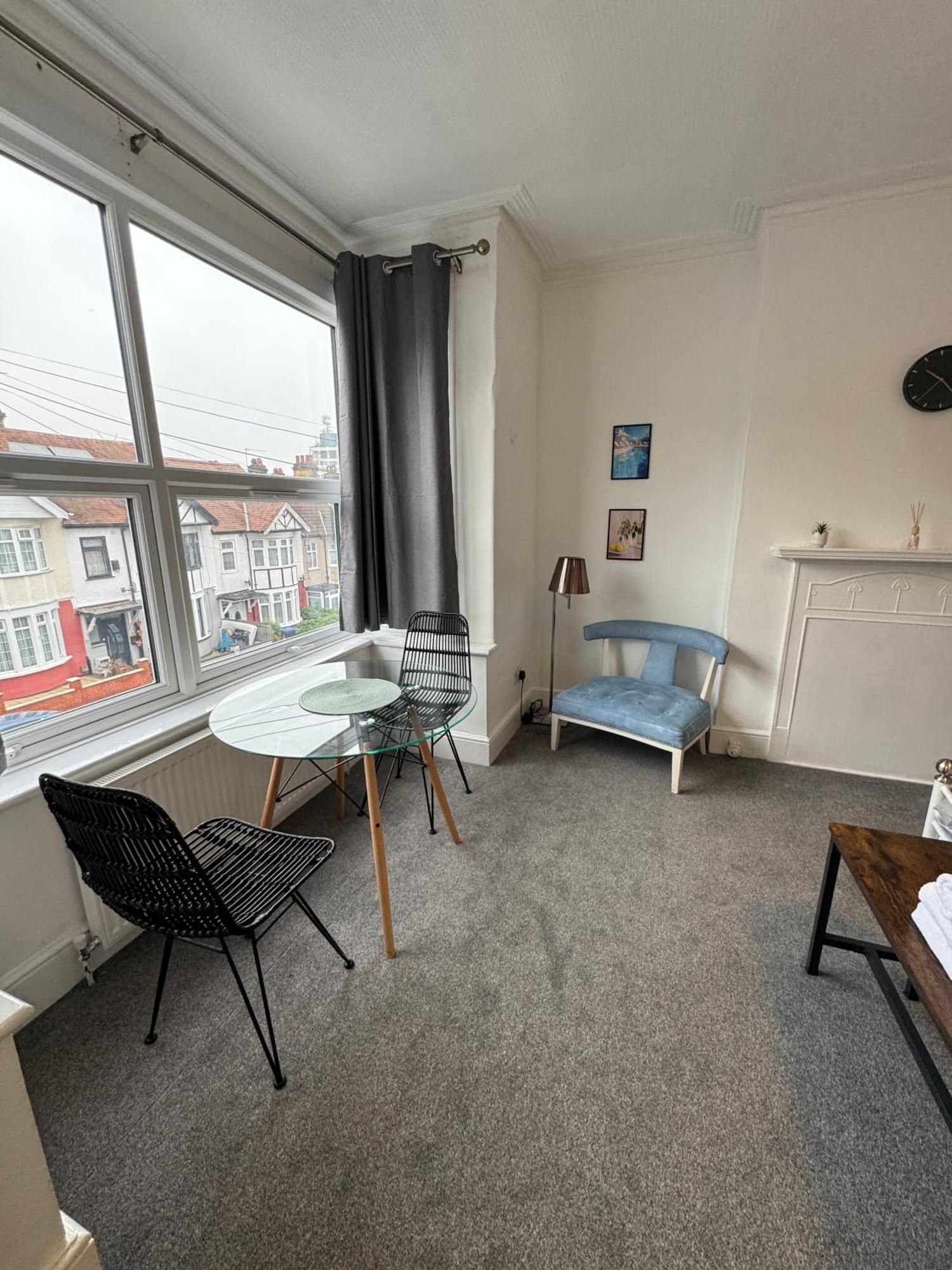 Cosy Double Rooms A Stones Throw From Wembley Stadium London Exterior photo