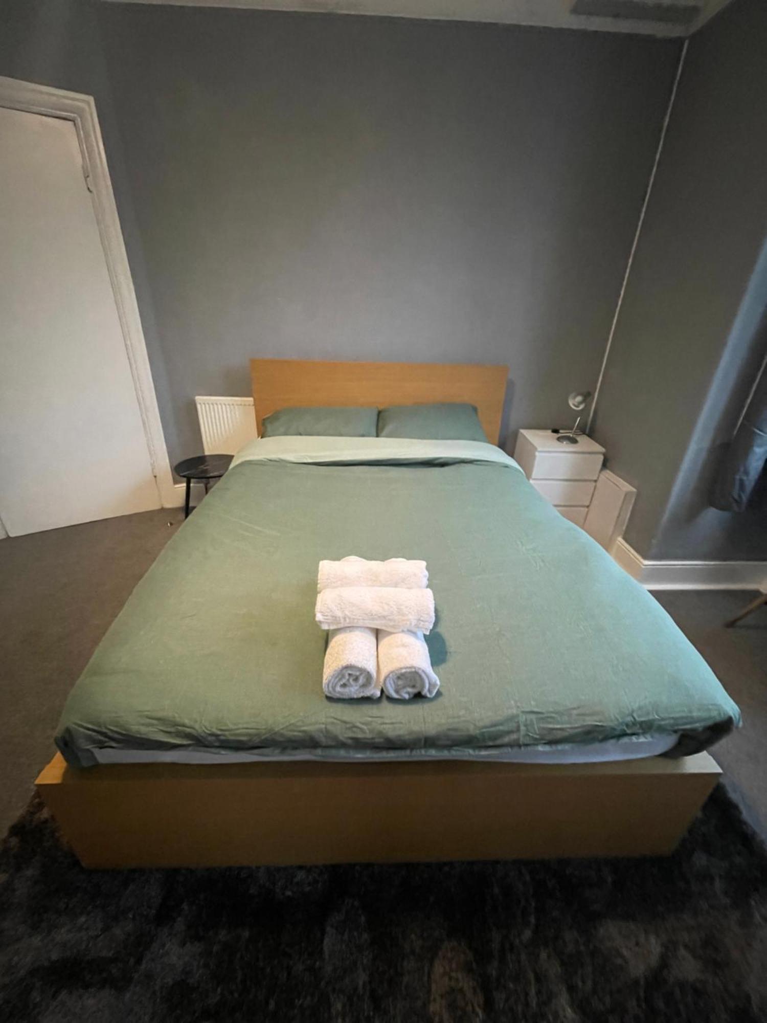 Cosy Double Rooms A Stones Throw From Wembley Stadium London Exterior photo
